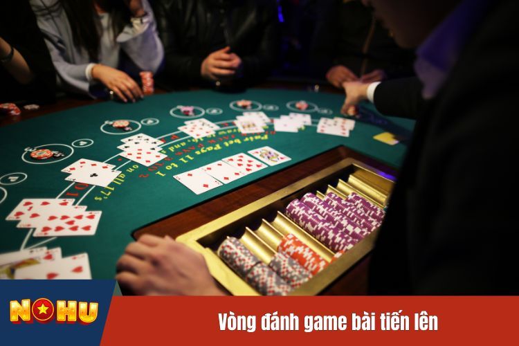 Vòng đánh game bài tiến lên